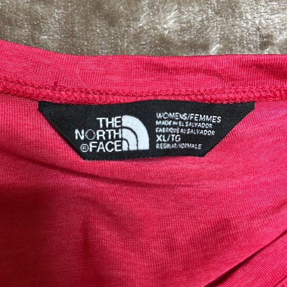 The North Face Tee - Picture 3 of 4